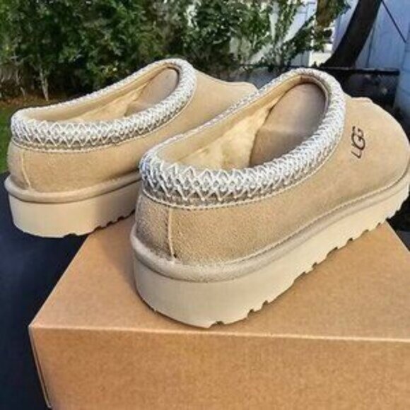 UGG Tasman Slipper Sand - Picture 2 of 5